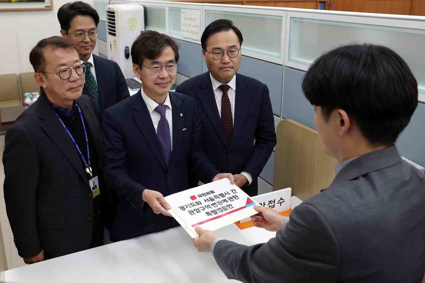//img.biz.sbs.co.kr/upload/2023/11/20/TtH1700463018458-850.jpg 이미지