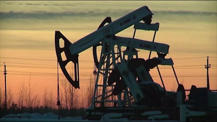 WTI 선물, 초반 5%대 상승… 1980년대 이후 최대 공습 