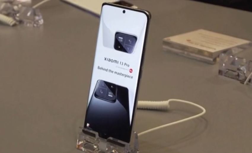 Mwc23 스마트폰 대륙 공세 폴더블부터 위성통신까지 Sbs Biz