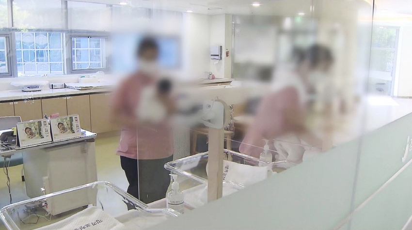 '복덩이 태어났네'..年 10% 이자에, 대출금리도 깎아준다