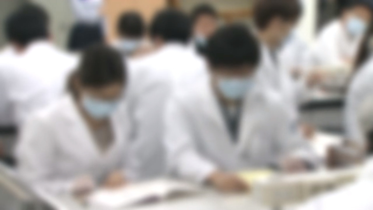 의대생·전공의 돌아올까…의정 갈등에 '안갯속'