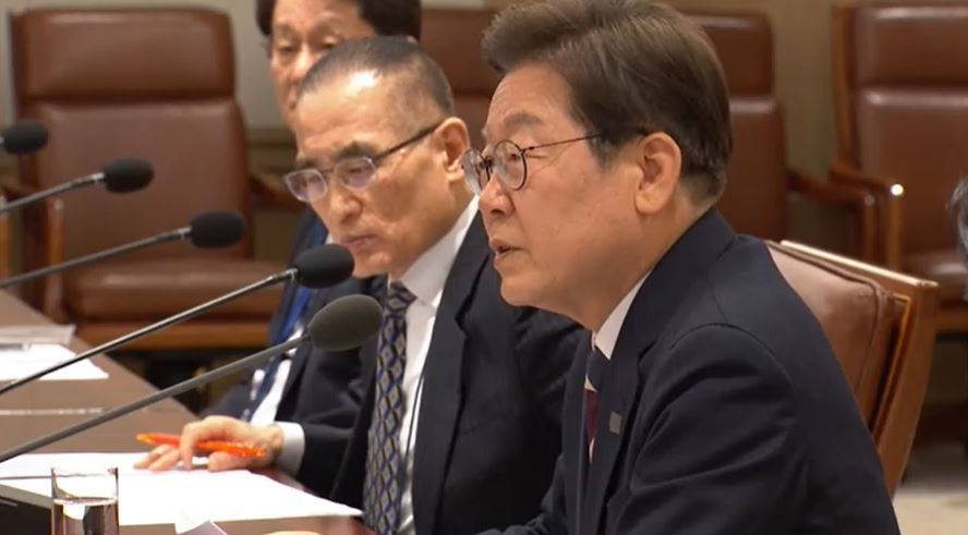 李, 비상경제TF 첫 회의…추경 재정·통상현안 점검