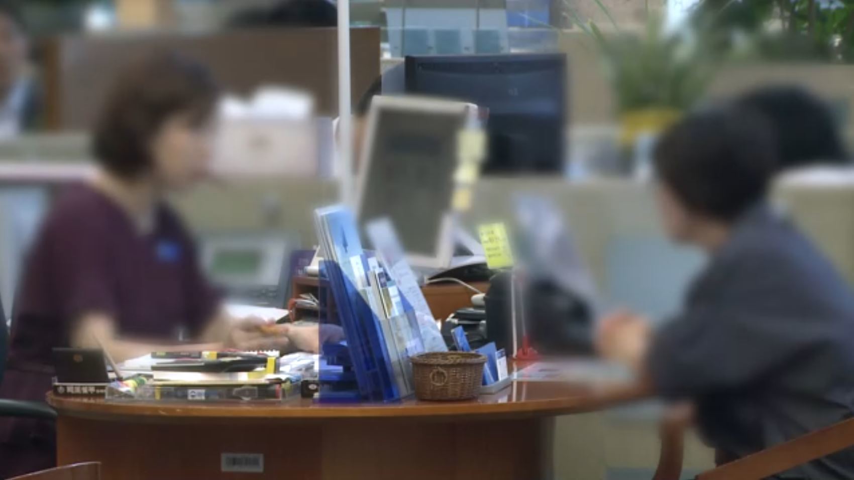 누군 내리고 누군 죄고…엇갈린 주담대, 어디가 유리할까?