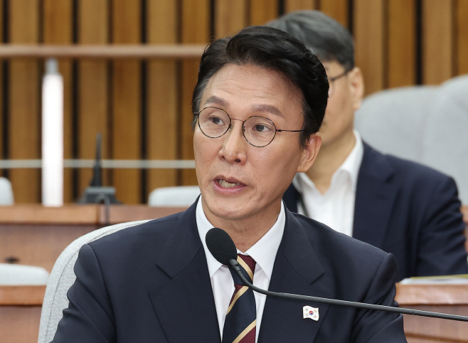 김</font>민석, 주4.5일제에  포괄적 방향 제시, 실행 계획은 추가 논의해야 