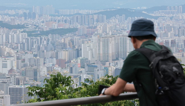 한은  집값양극화…2023년후 서울 16.1% 오를때 비수도권 -1.7% 