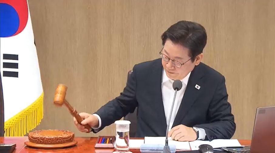 李정부 첫 특사에 최신원·최지성·장충기·포함
