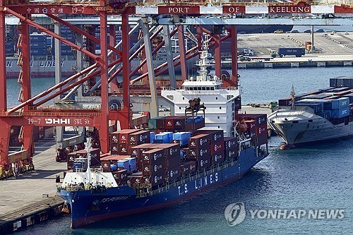 대만, 월간 수출액 한국 첫 추월…8월 수출 사상 최대
