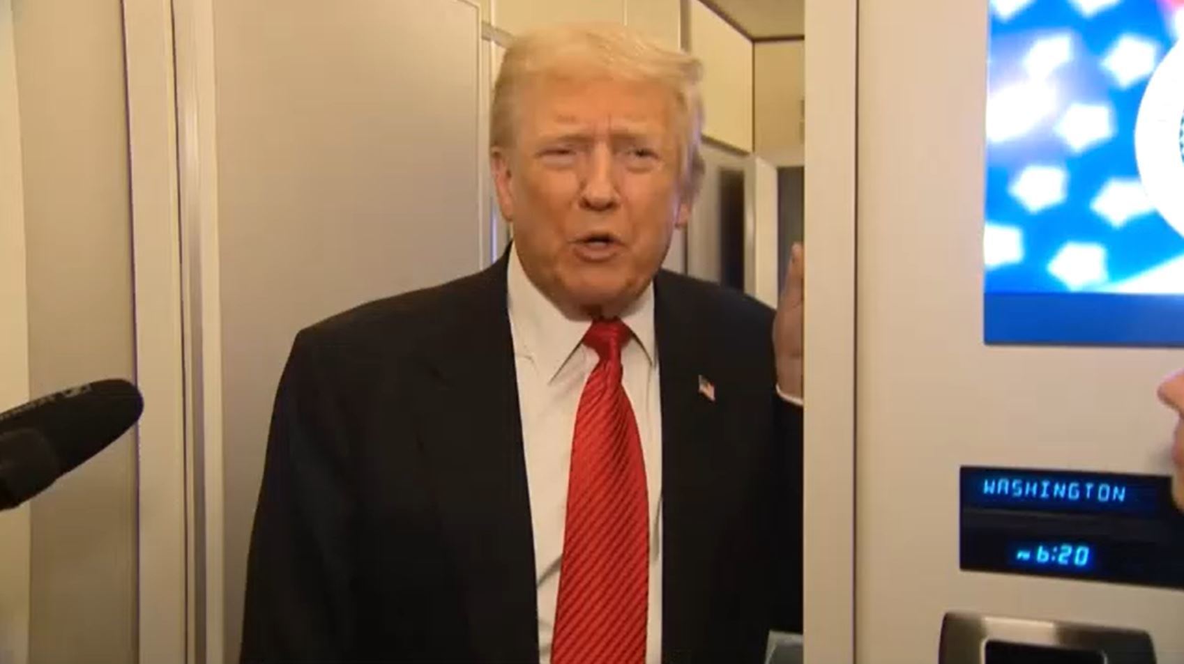 트럼프 딴소리에 젠슨황 26만장 받는 거야? 마는 거야?