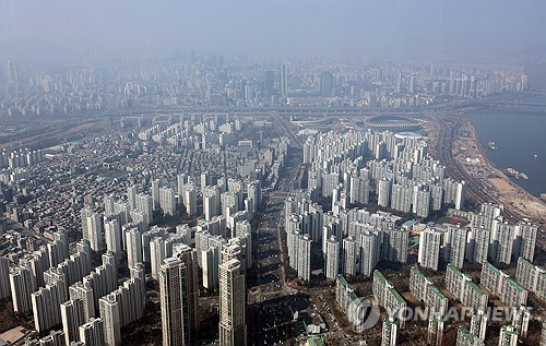 '갭투자 막히자'…'서울</font> 아파트 원정 매입' 약 9년 만 최저