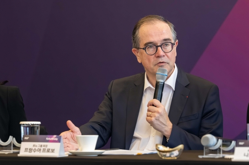 방한한 르노 회장  韓서 라인업 확장·전동화 전환·점유율 확대 집중 